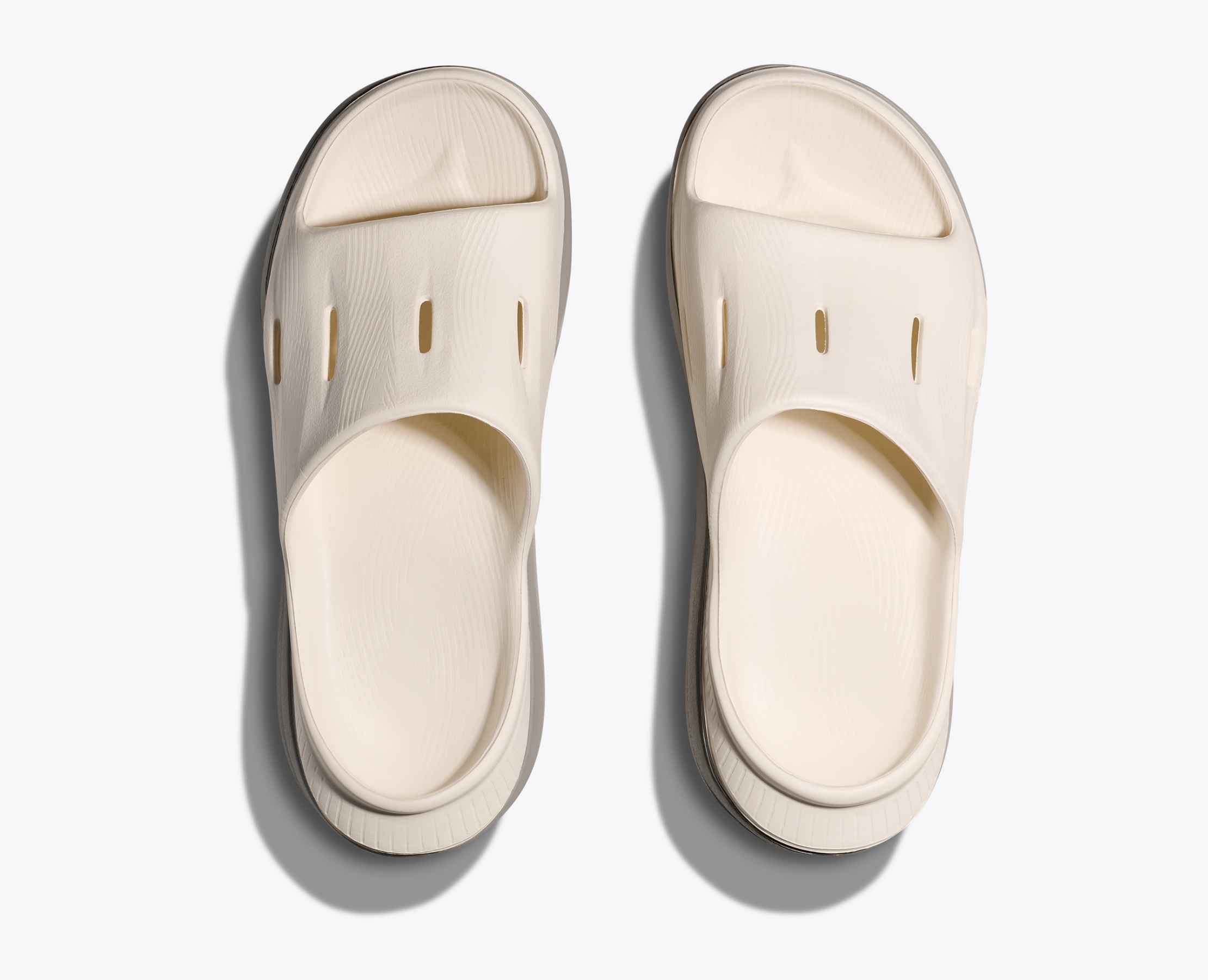 HOKA Ora Recovery Slide 3 - All Gender