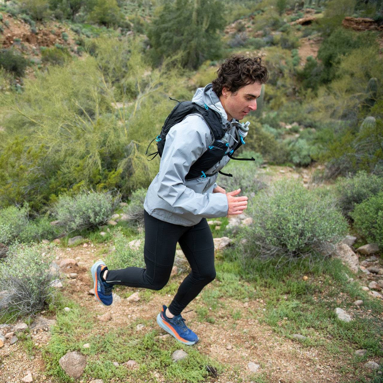 ULTIMATE DIRECTION Adventure Vest 6.0 17L