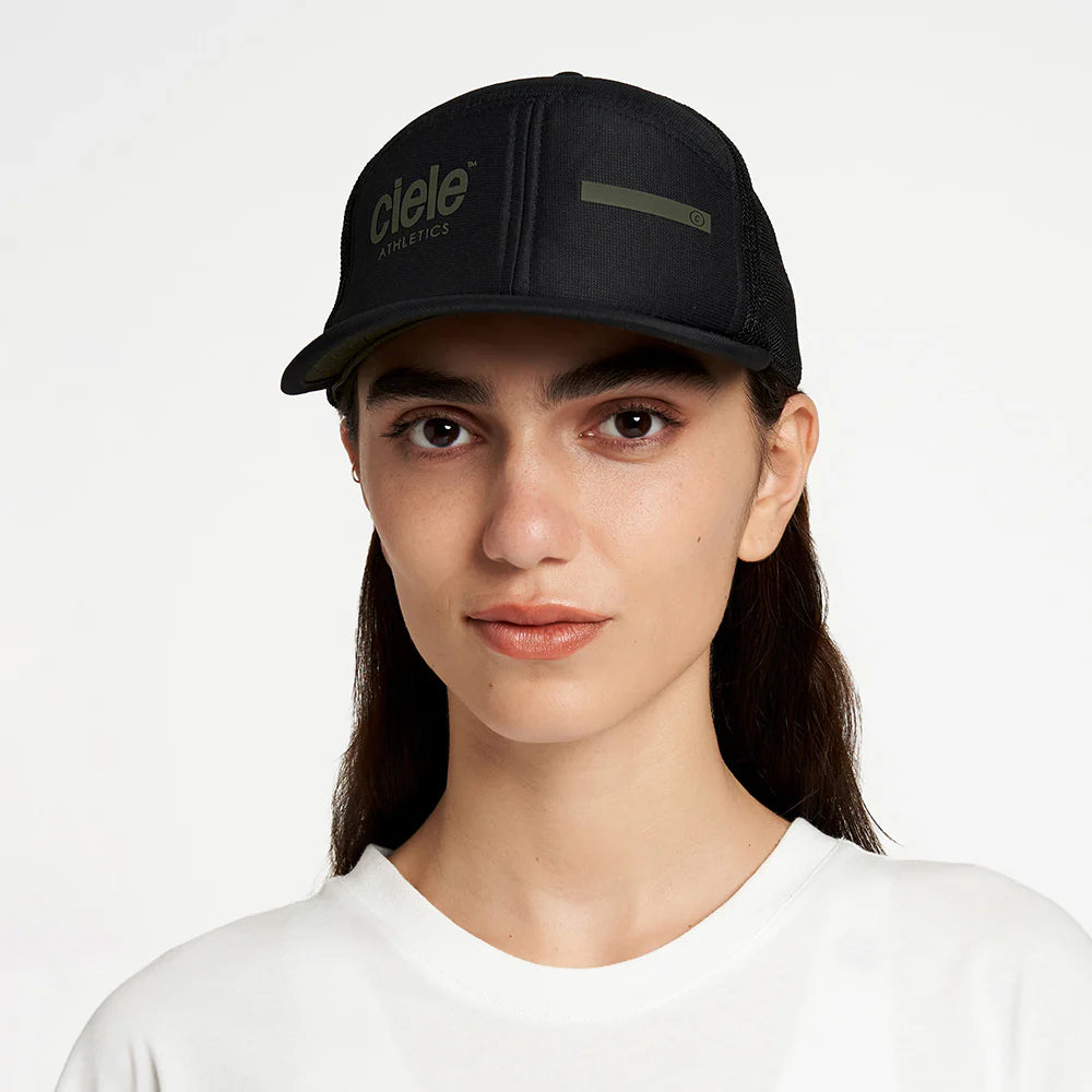 CIELE TRKCap SC - Athletics/Bar