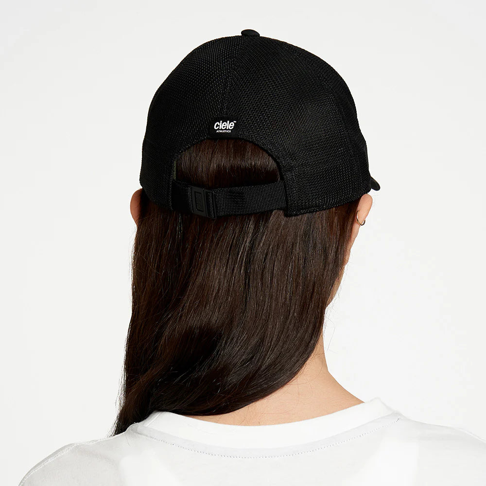 CIELE TRKCap SC - Athletics/Bar