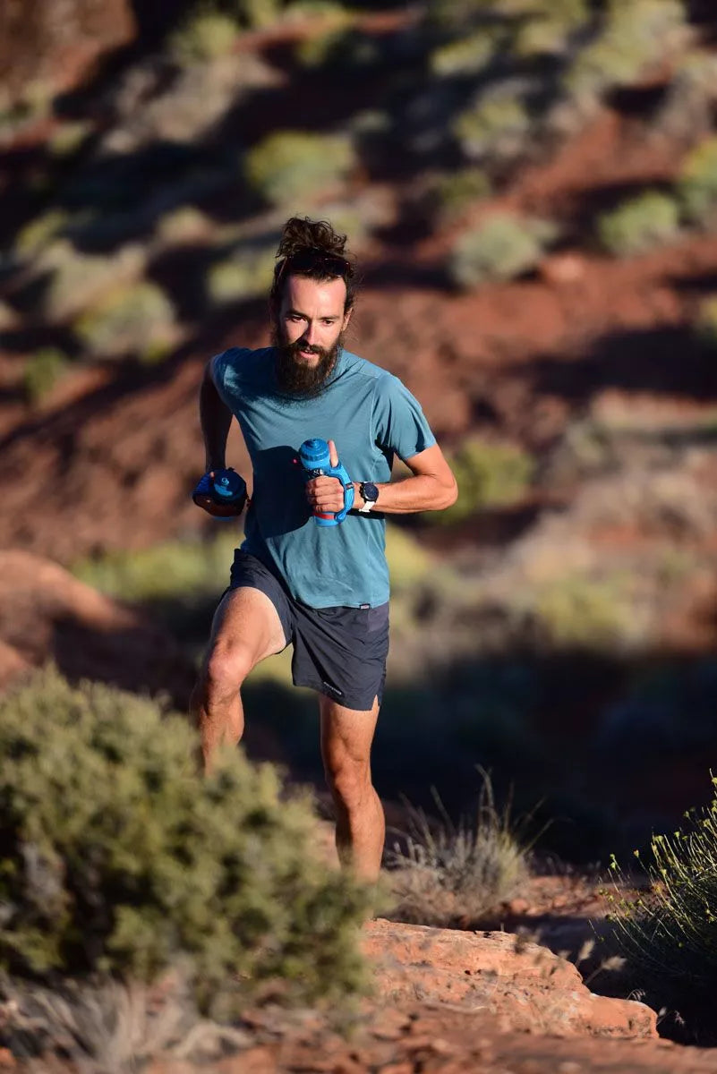 ULTRASPIRE ISO Pocket 3.0 Handheld Bottle 591ml