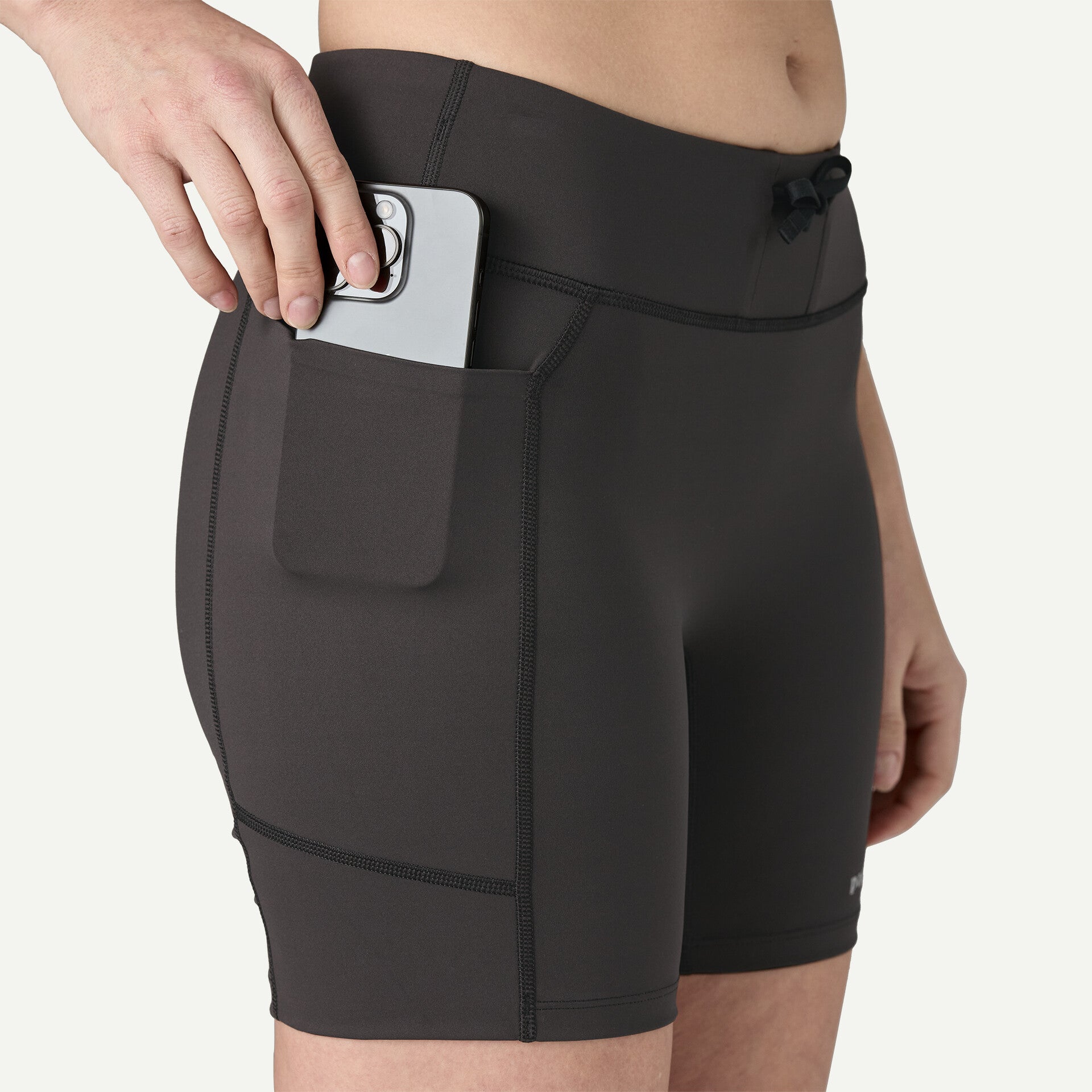 PATAGONIA Endless Run Shorts 6" - Women's