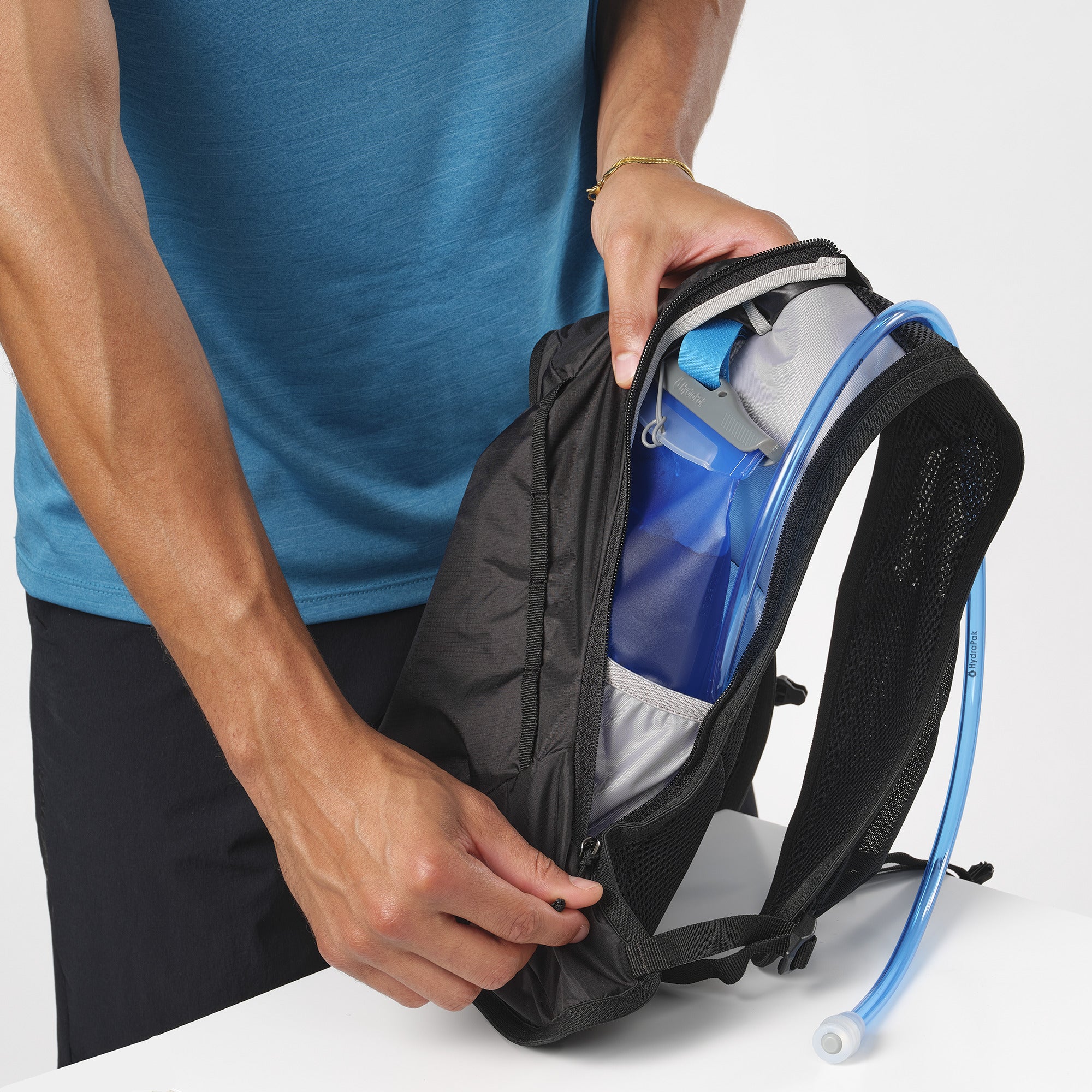 SALOMON Cross 4 Running Pack 4L