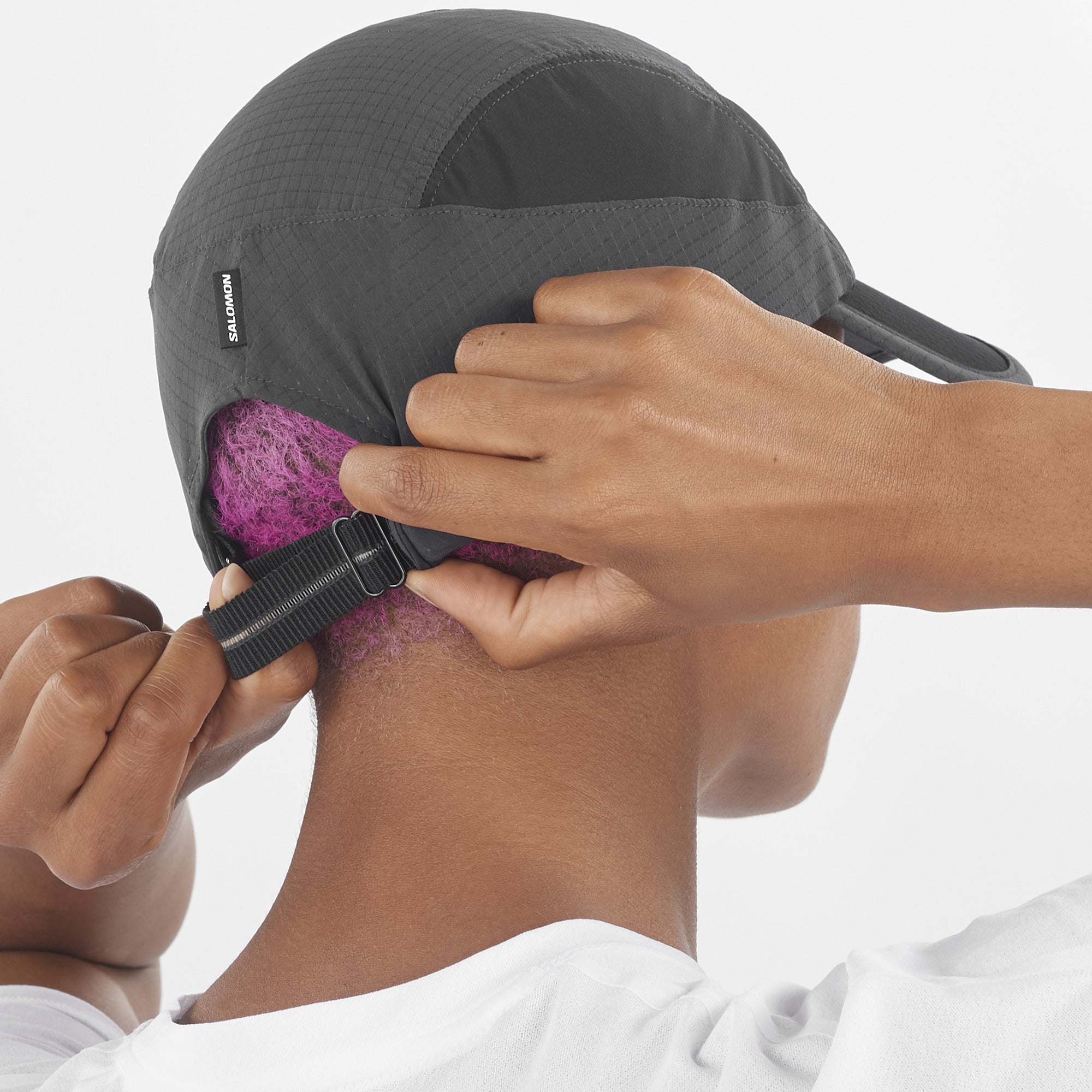 SALOMON Sense Aero Cap